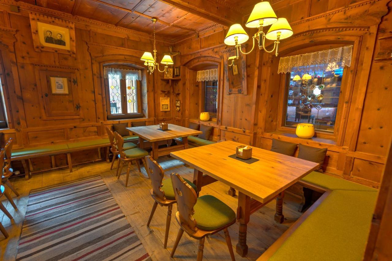 Der Siegeler B&B - This Lifestylehotel Rocks Mayrhofen Exterior photo
