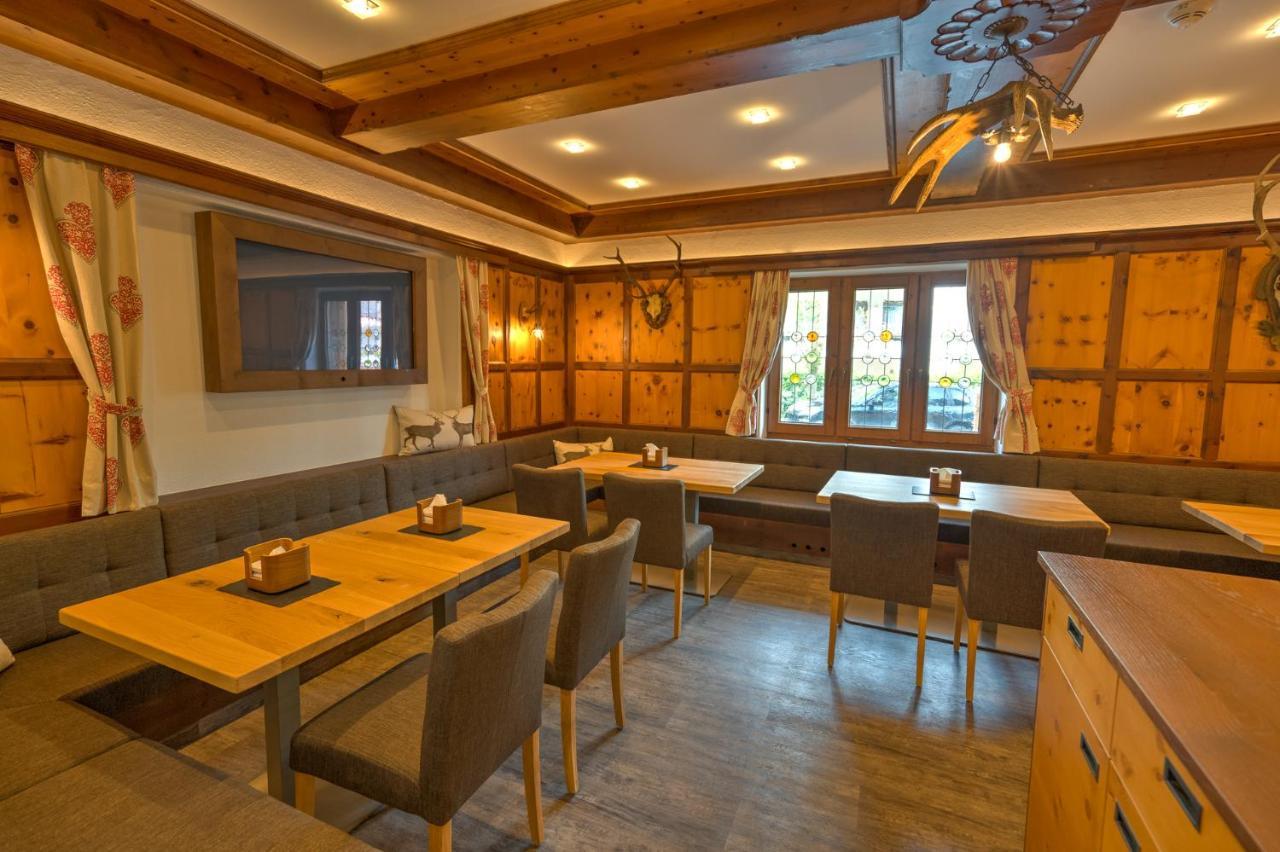 Der Siegeler B&B - This Lifestylehotel Rocks Mayrhofen Exterior photo