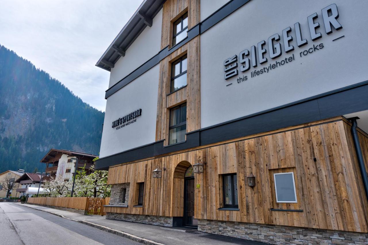 Der Siegeler B&B - This Lifestylehotel Rocks Mayrhofen Exterior photo