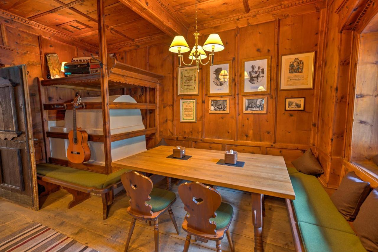Der Siegeler B&B - This Lifestylehotel Rocks Mayrhofen Exterior photo