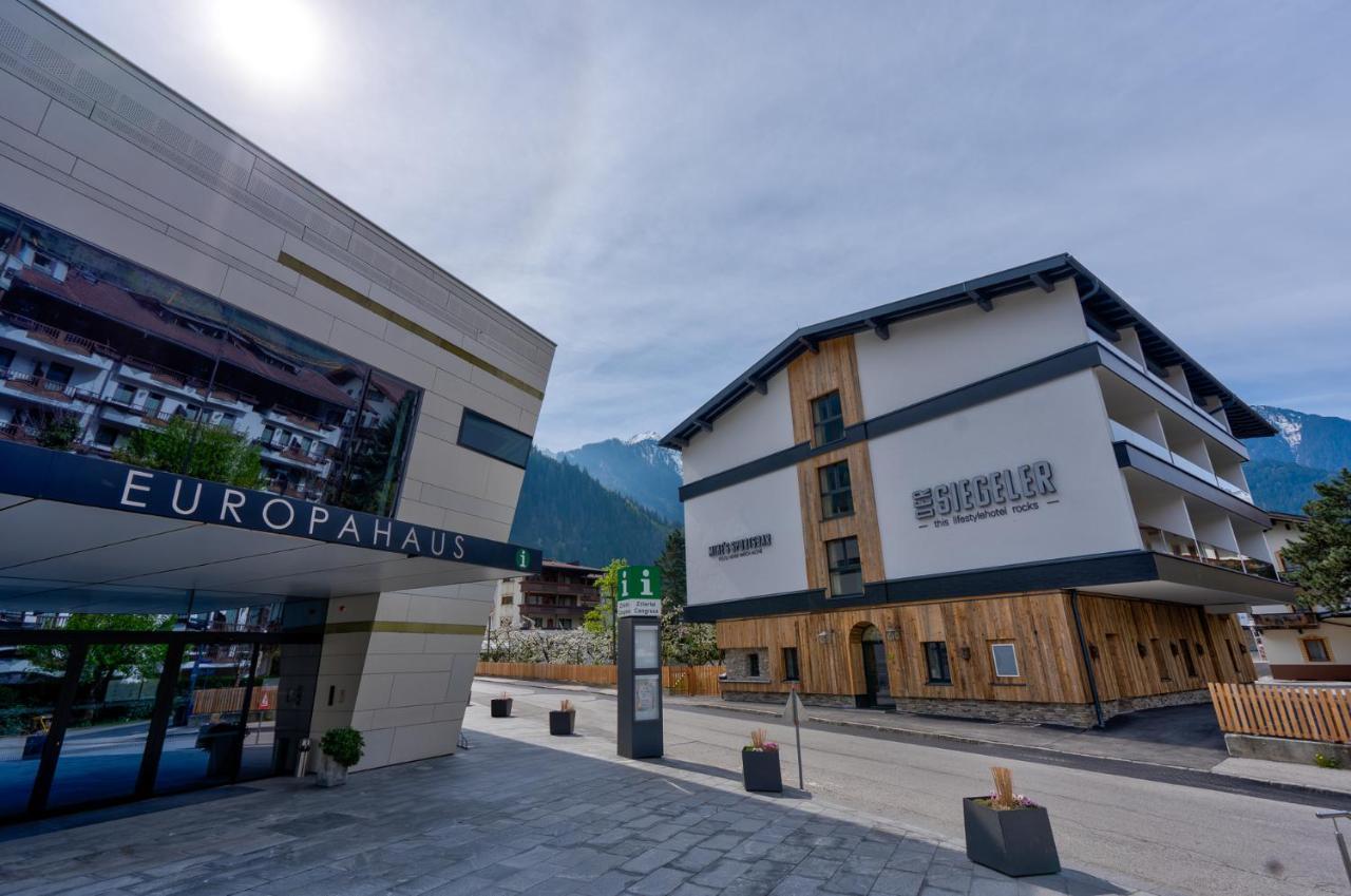 Der Siegeler B&B - This Lifestylehotel Rocks Mayrhofen Exterior photo