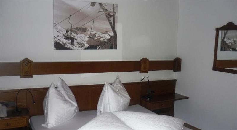Der Siegeler B&B - This Lifestylehotel Rocks Mayrhofen Exterior photo