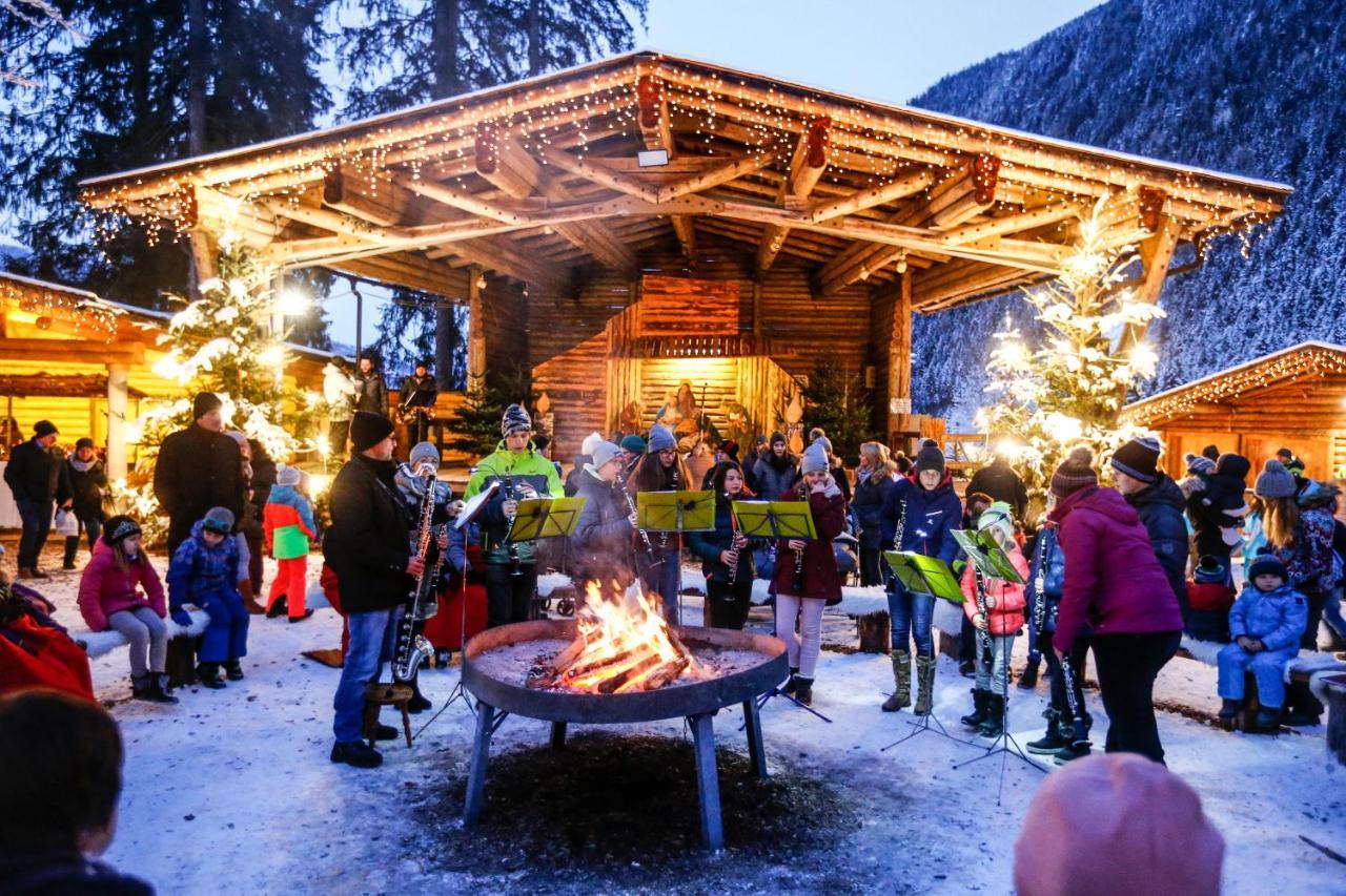 Der Siegeler B&B - This Lifestylehotel Rocks Mayrhofen Exterior photo